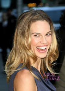 hilary-swank-wears-j-mendel-and-shows-off-ombre-hair-at-late-show-2__oPt